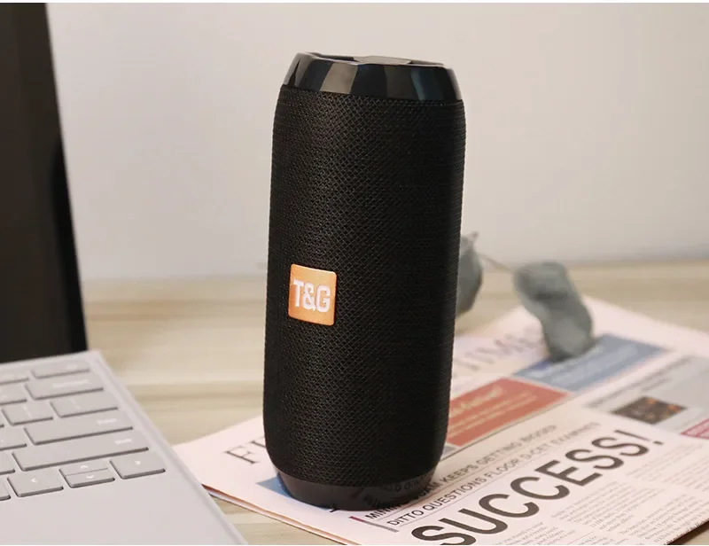 Portable Speaker Wireless Bluetooth-compatible Subwoofer Outdoor Waterproof Loudspeaker Stereo Surround Support FM RadioTF Portable Speaker Wireless Bluetooth-compatible Subwoofer Outdoor Waterproof Loudspeaker Stereo Surround Support FM RadioTF