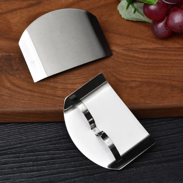 Kitchen Tool Accessories Stainless Steel Finger Guard — Vegetable Cutter Safety Tool, Finger Protector Tool - Image 5